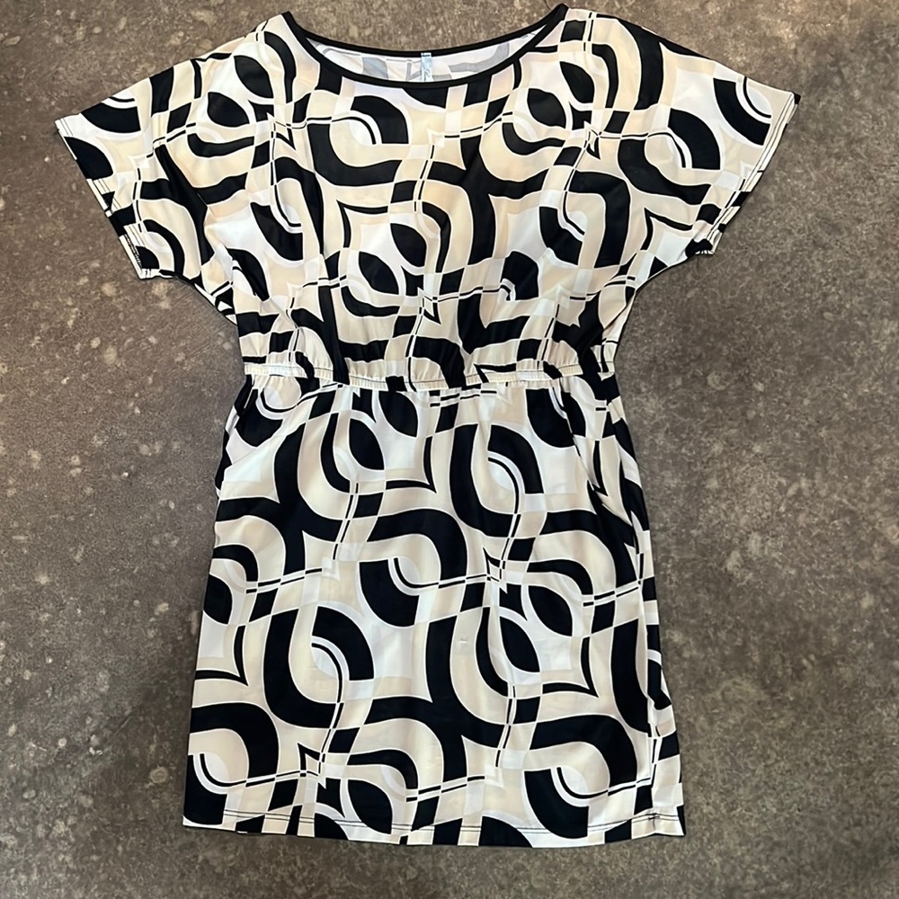 Cream and Black small dress